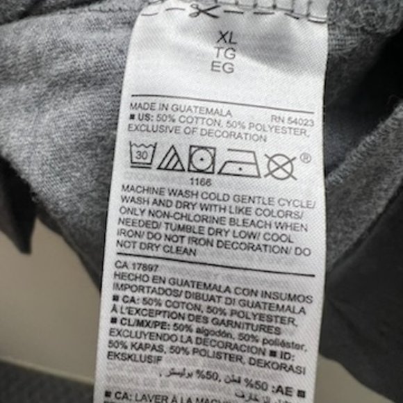 Old Navy Grey Long sleeve with Surfer logo - Picture 7 of 7